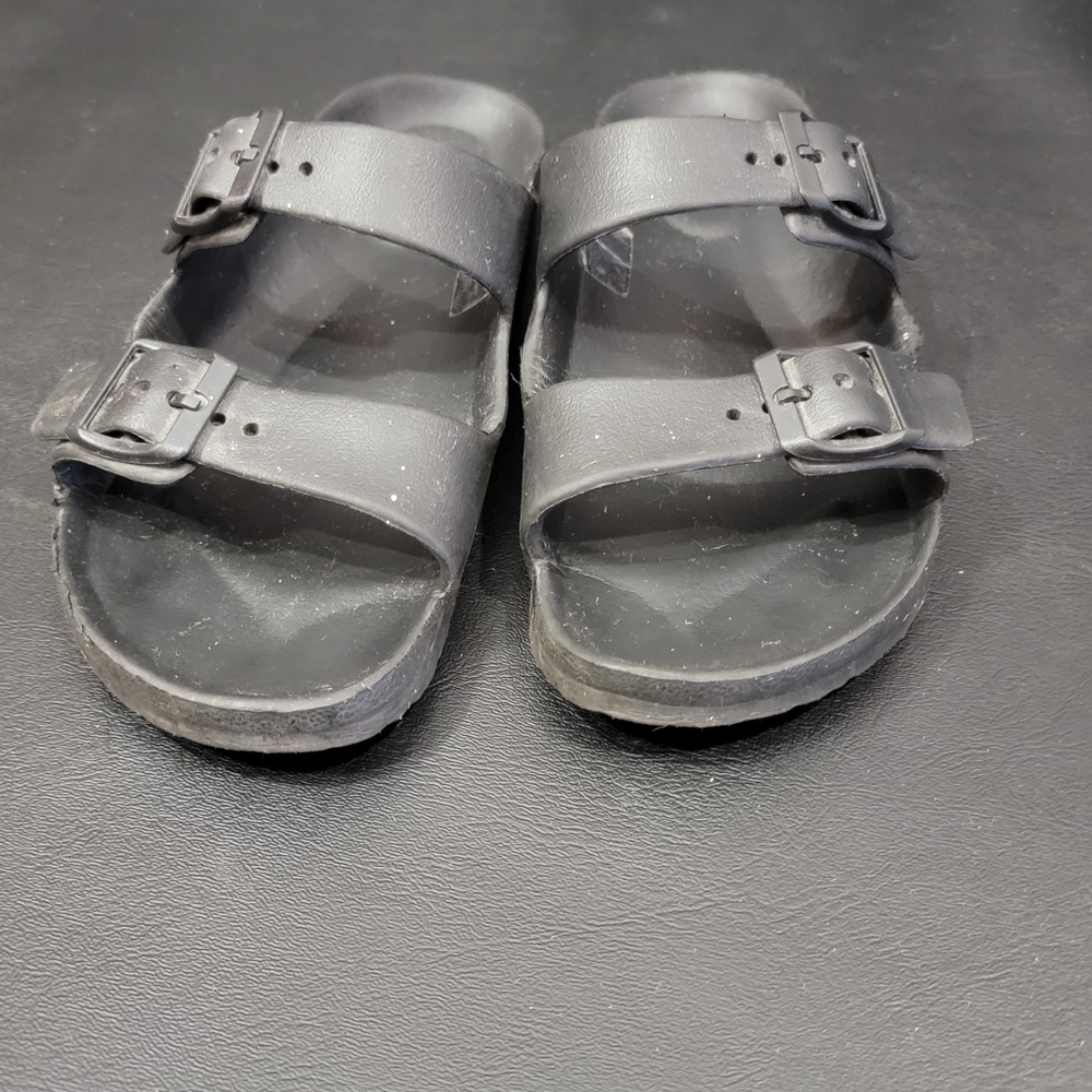 Sandals - Picture 6 of 7